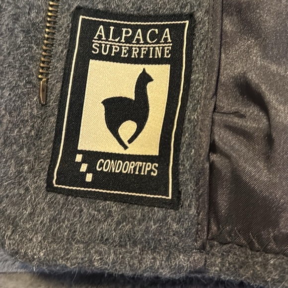 MaxMara Funnel Neck Short Sleeved Wool/Cashmere Blend Jacket - Picture 11 of 13